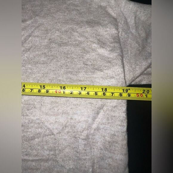 Aerie just add leggings Oatmeal Lightweight Side Ruffle Slits Top Size Small GUC - Picture 5 of 6